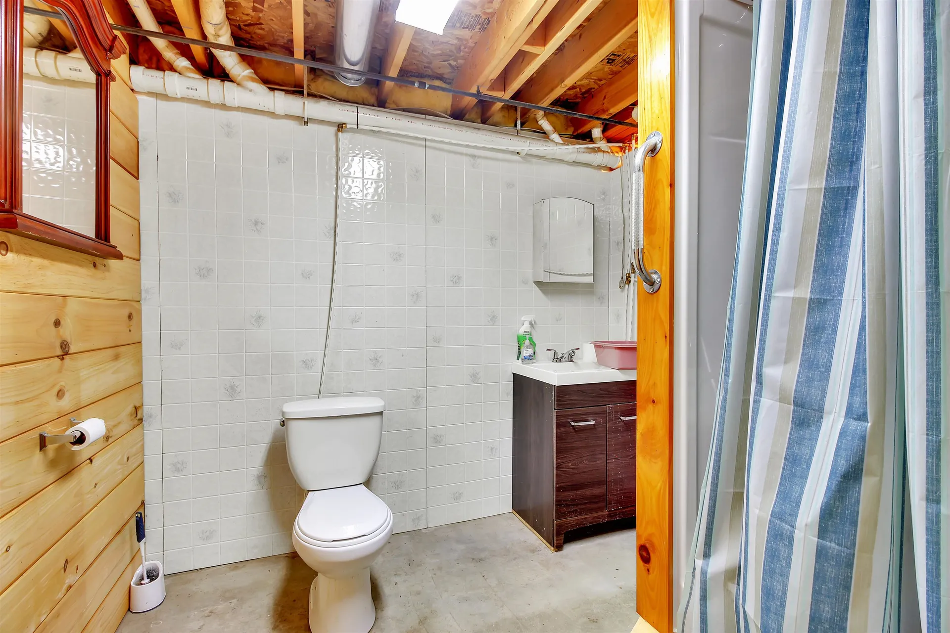 87 Red Oak Hill Road Wentworth NH 03282