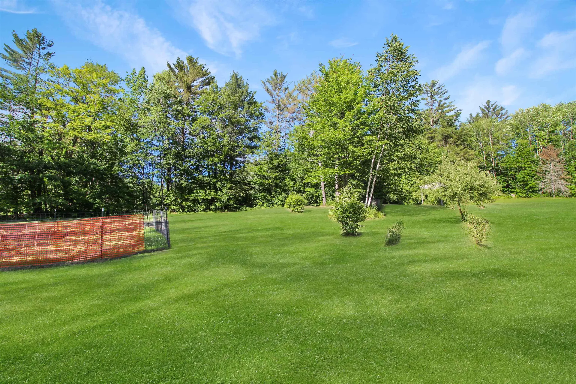 87 Red Oak Hill Road Wentworth NH 03282