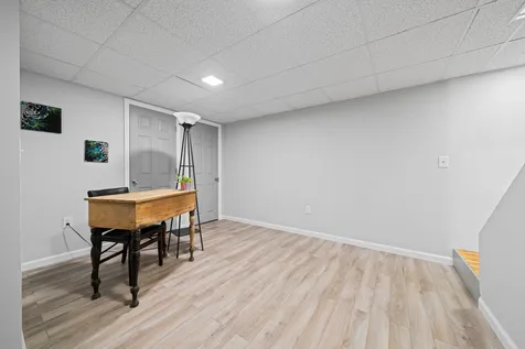 15 Nancy Lane Raymond NH 03077