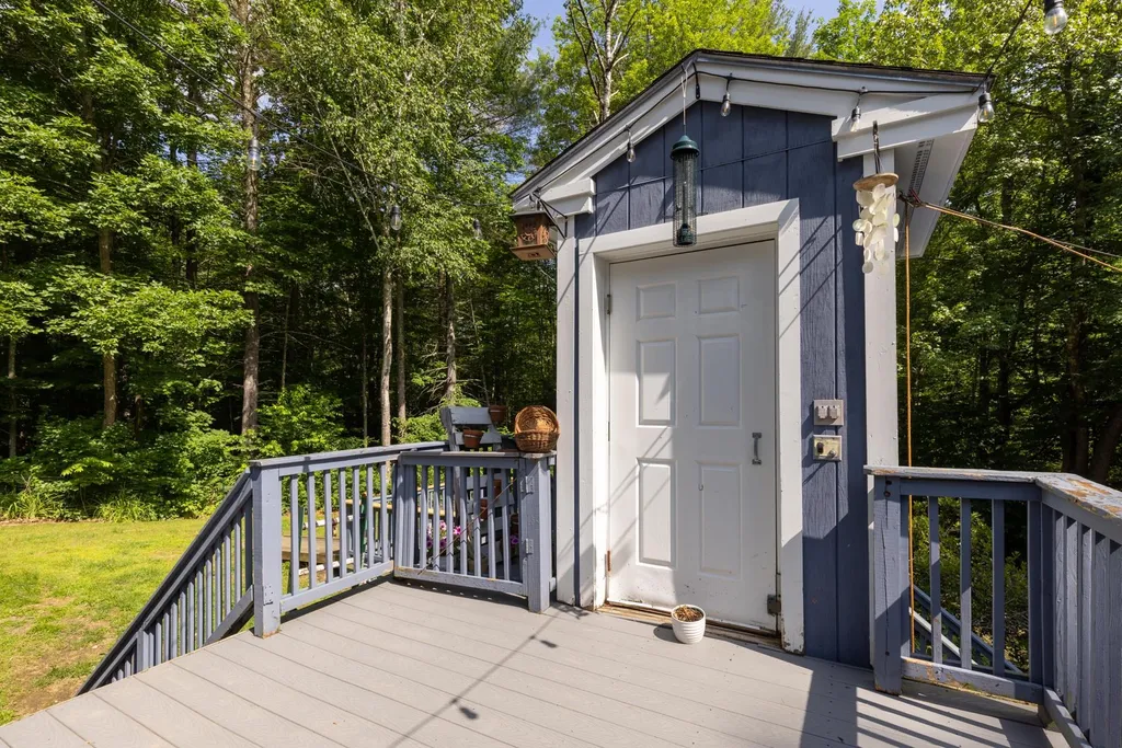 5 Dogtown Road Exeter NH 03833