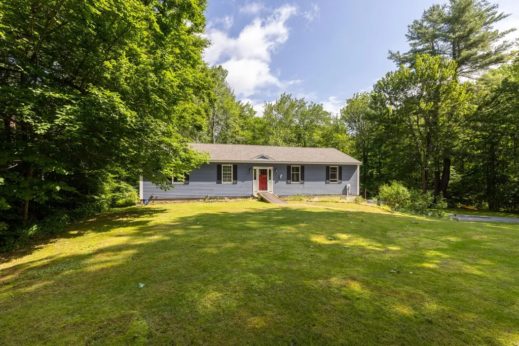 5 Dogtown Road Exeter NH 03833