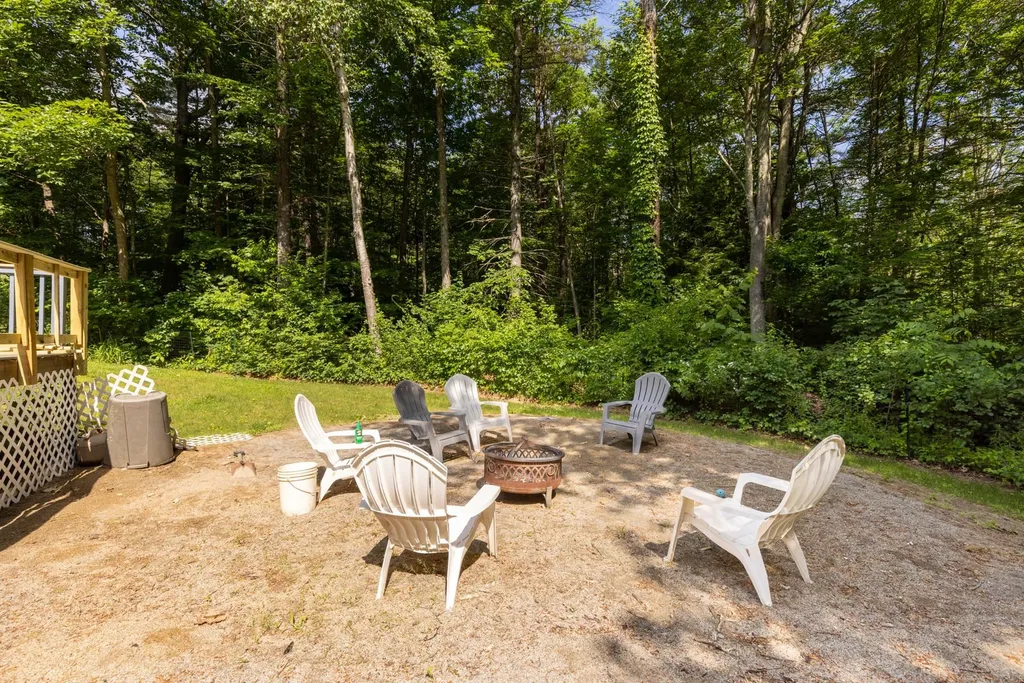 5 Dogtown Road Exeter NH 03833