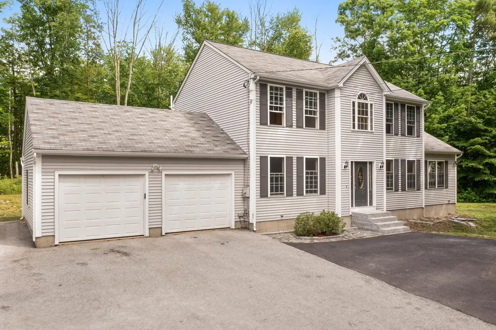 621 Old Candia Road Candia NH 03034