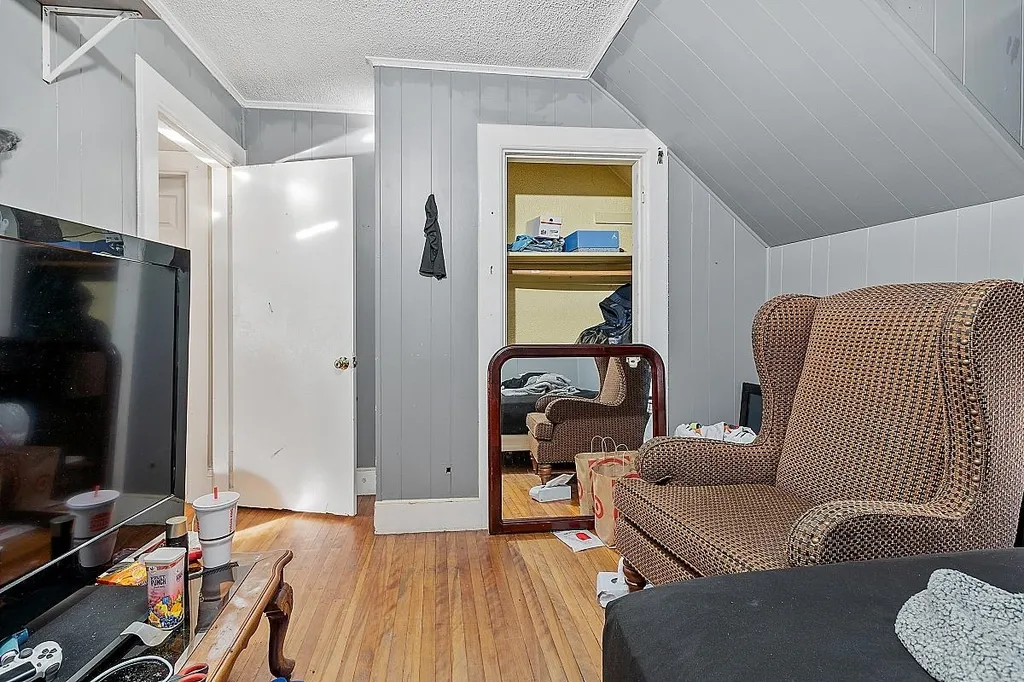 8 Congress Street Lynn MA 01904