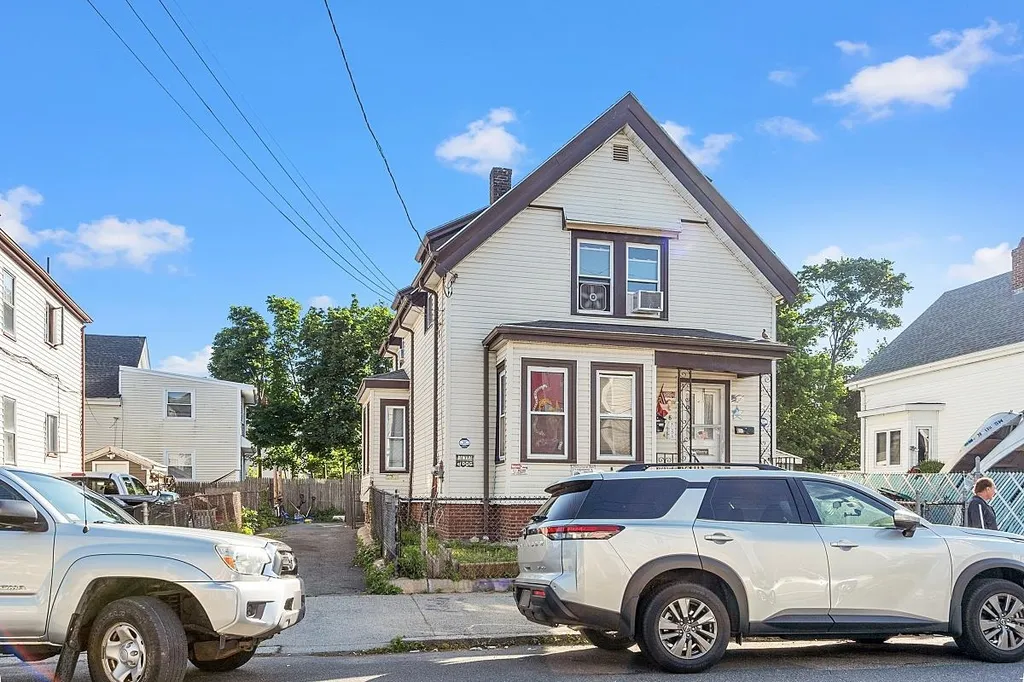 8 Congress Street Lynn MA 01904