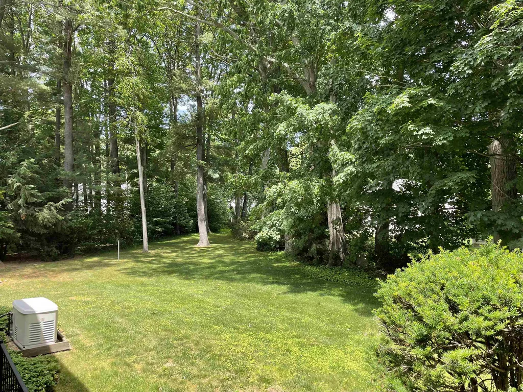 13 Colonial Circle Hampton NH 03842
