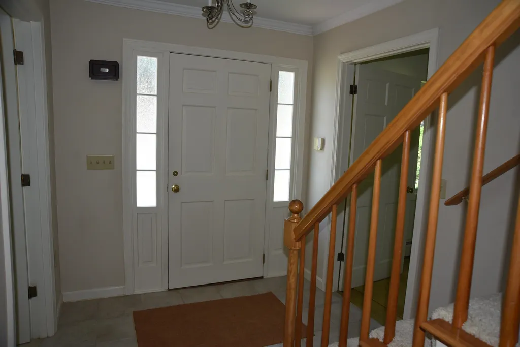 13 Colonial Circle Hampton NH 03842