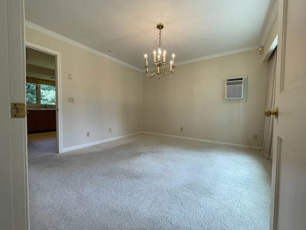 13 Colonial Circle Hampton NH 03842