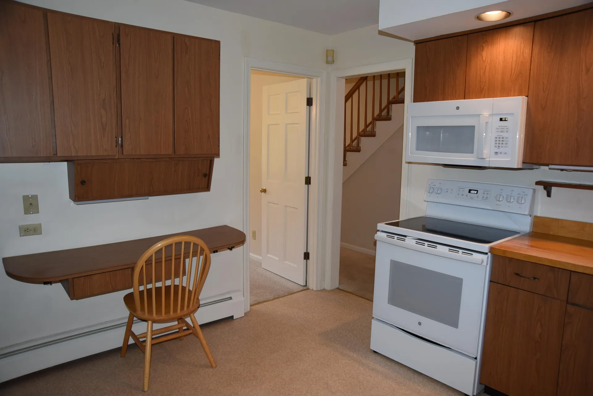 13 Colonial Circle Hampton NH 03842