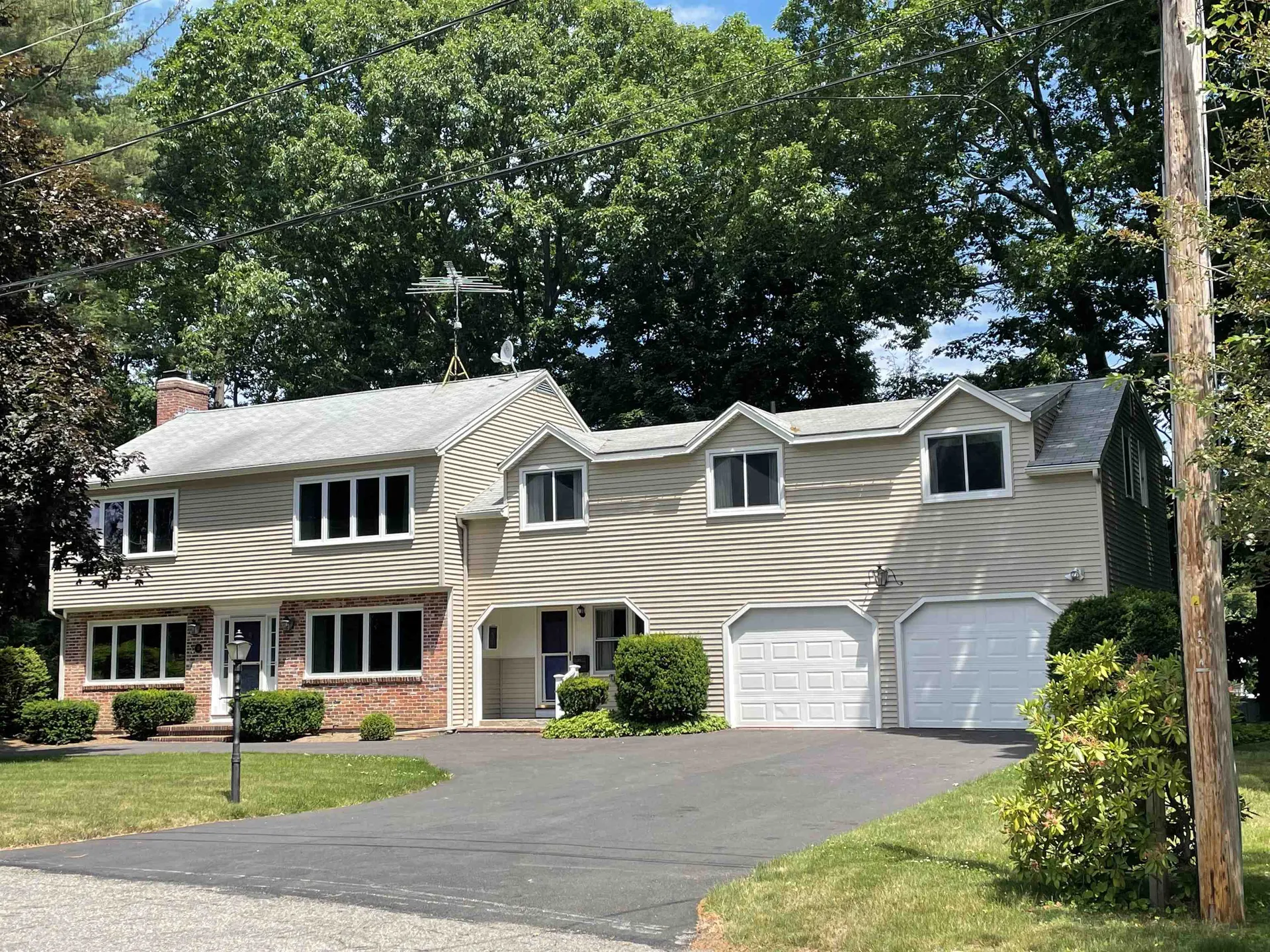 13 Colonial Circle Hampton NH 03842