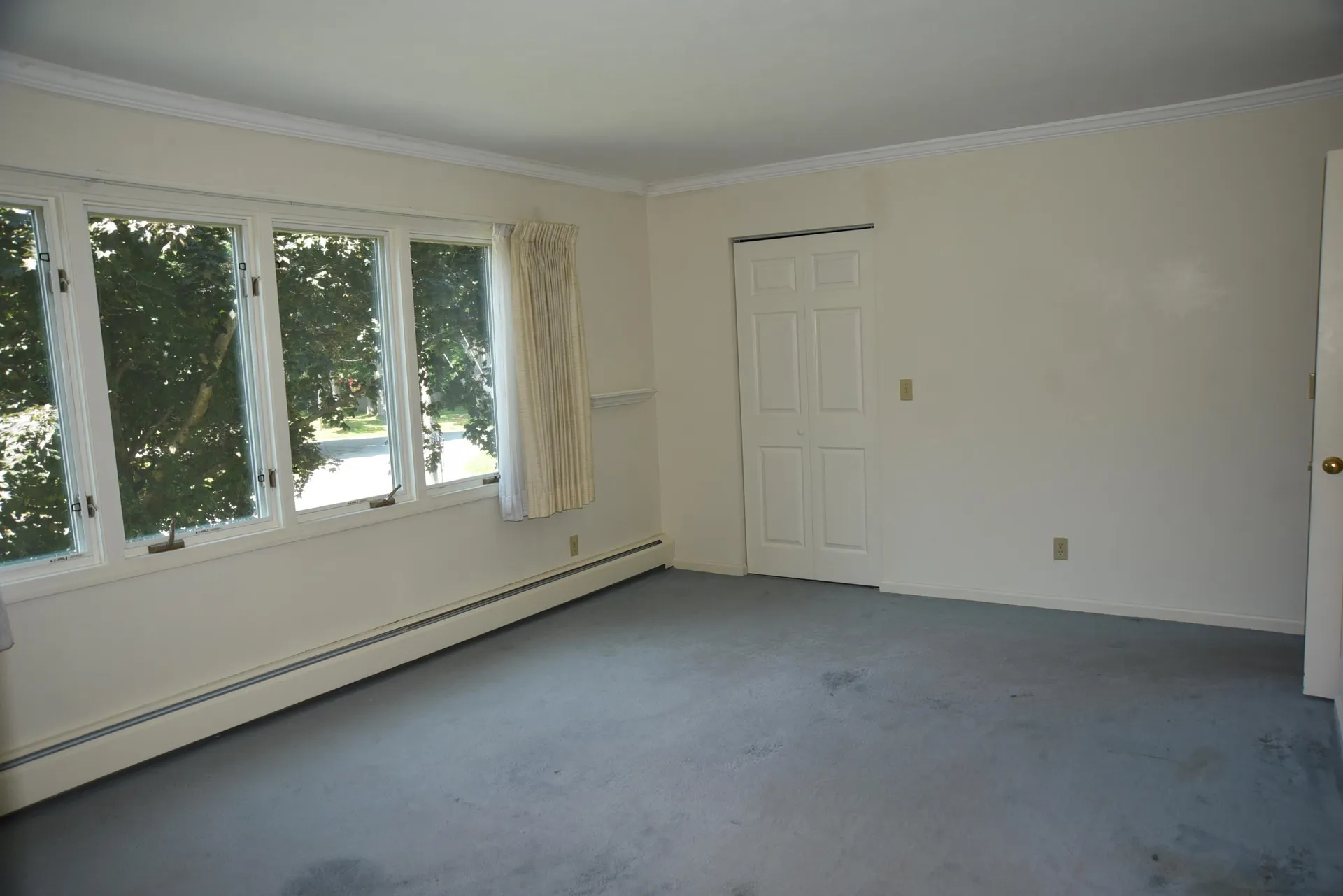 13 Colonial Circle Hampton NH 03842