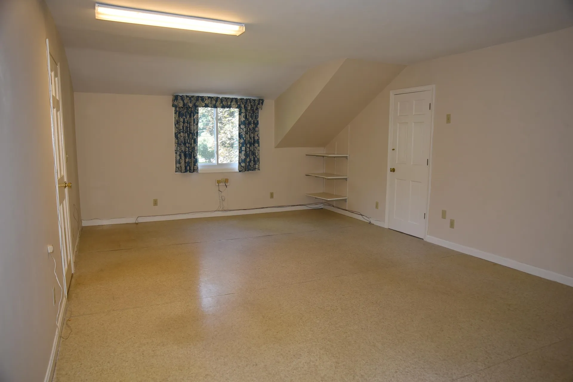 13 Colonial Circle Hampton NH 03842