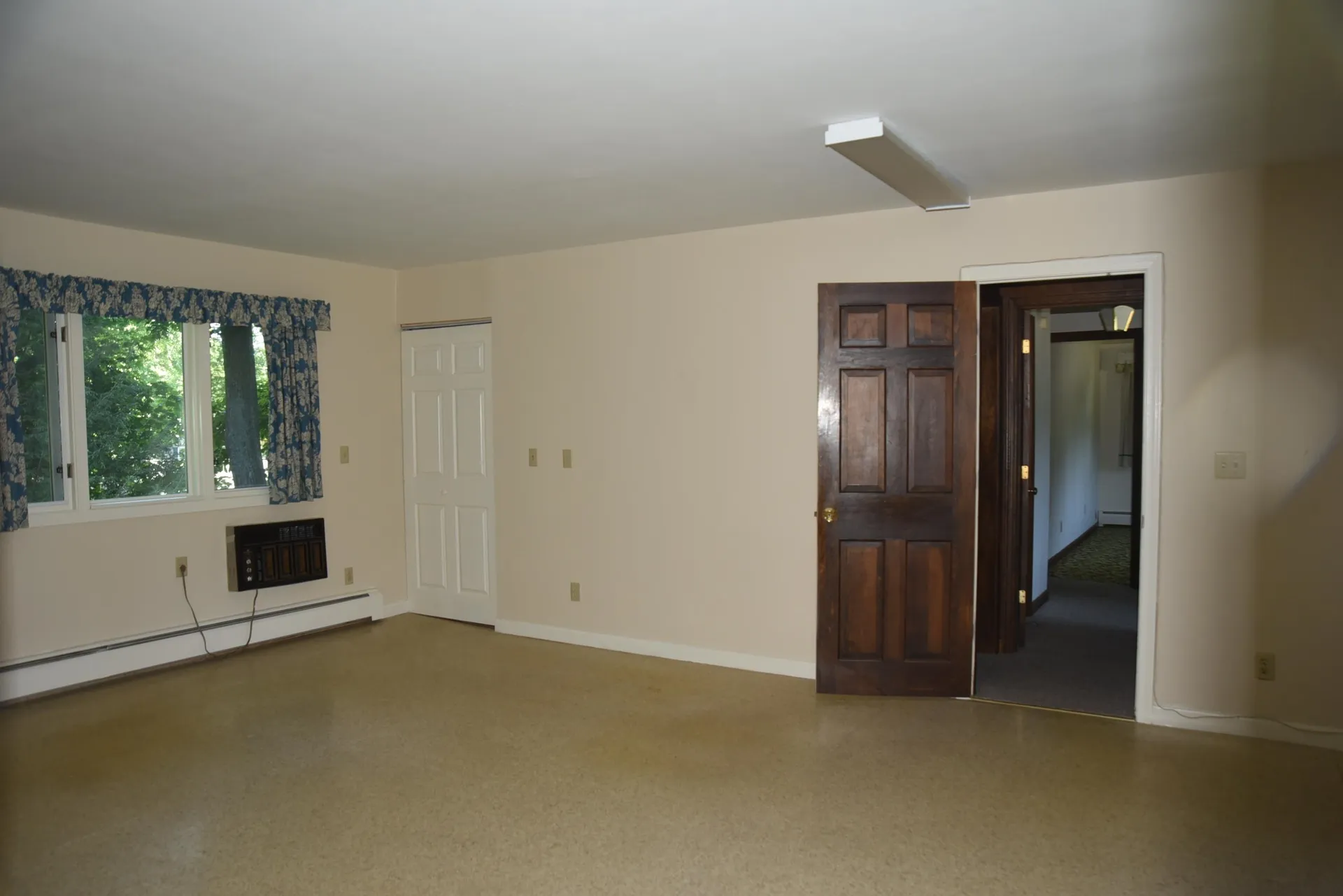 13 Colonial Circle Hampton NH 03842
