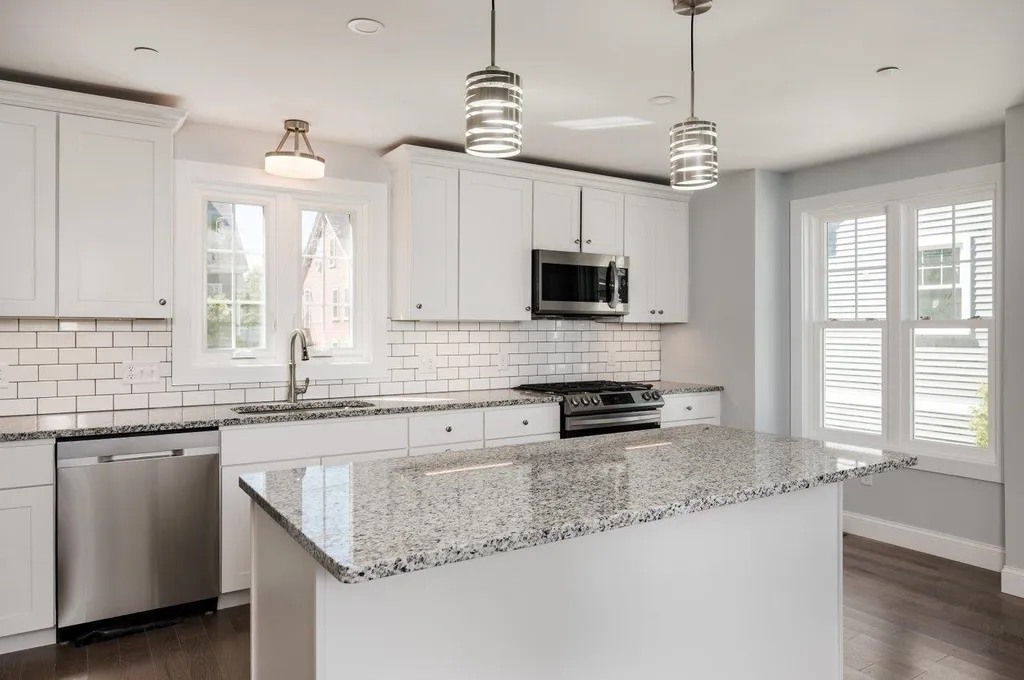 39 Salem Street Portsmouth NH 03801