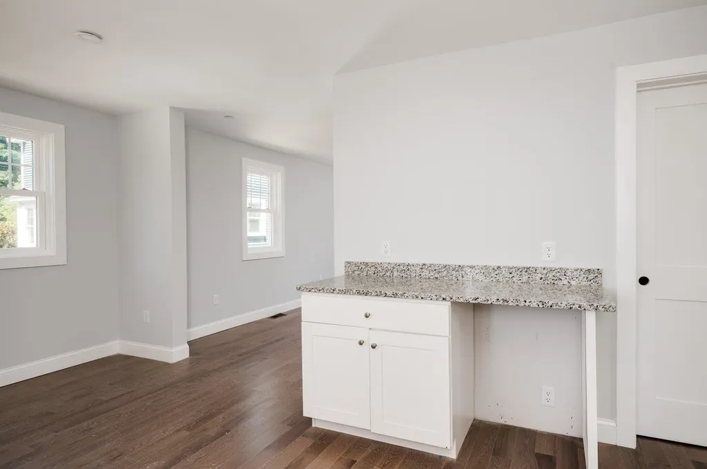 39 Salem Street Portsmouth NH 03801