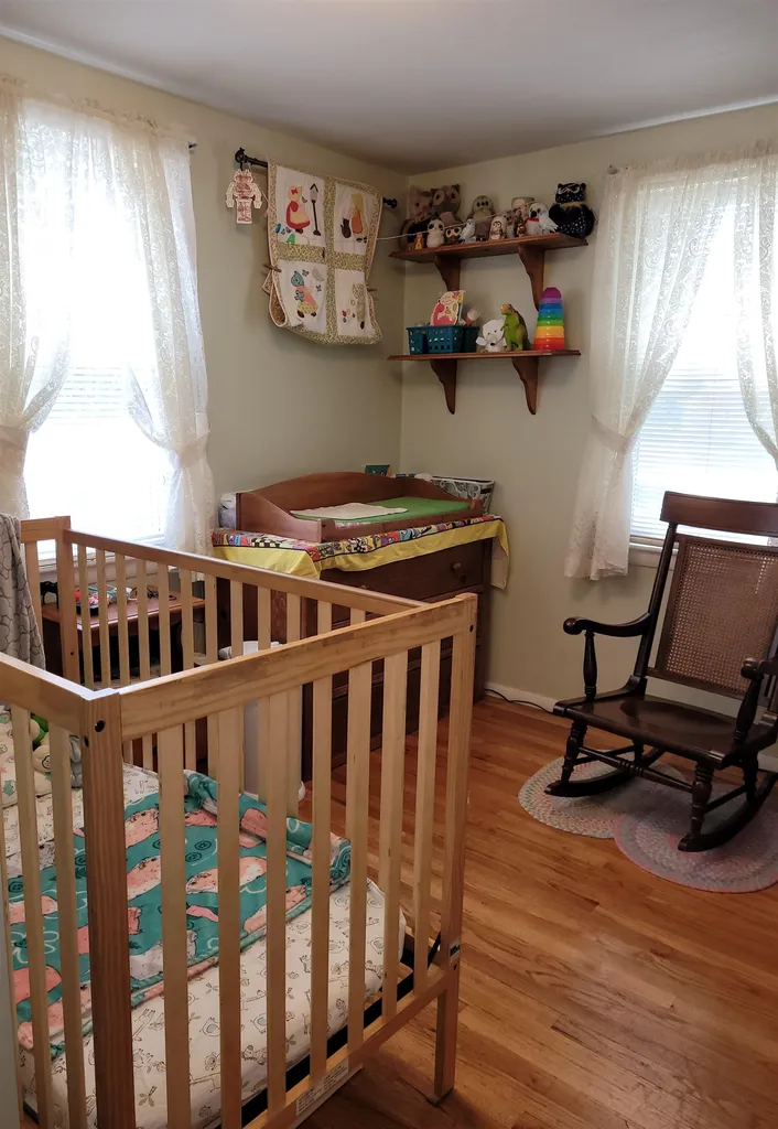 8 Cranbrook Lane Dover NH 03820