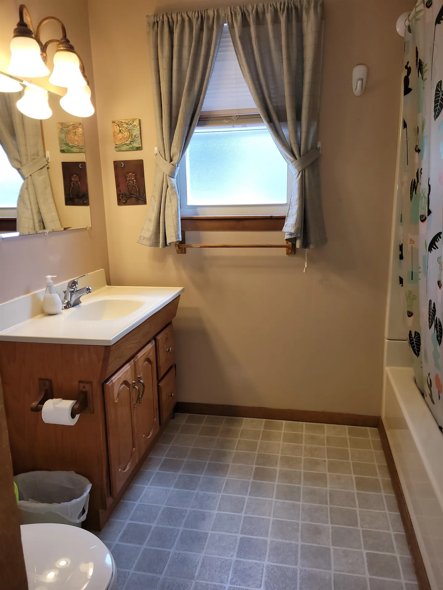 8 Cranbrook Lane Dover NH 03820