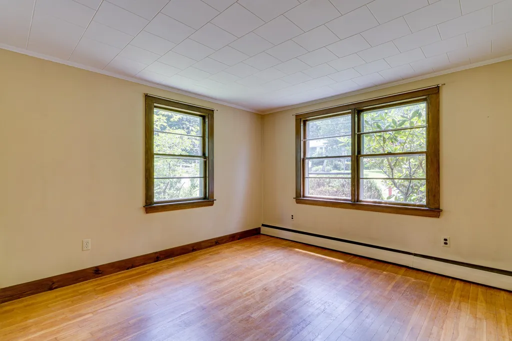 81 Winter Street Somersworth NH 03878