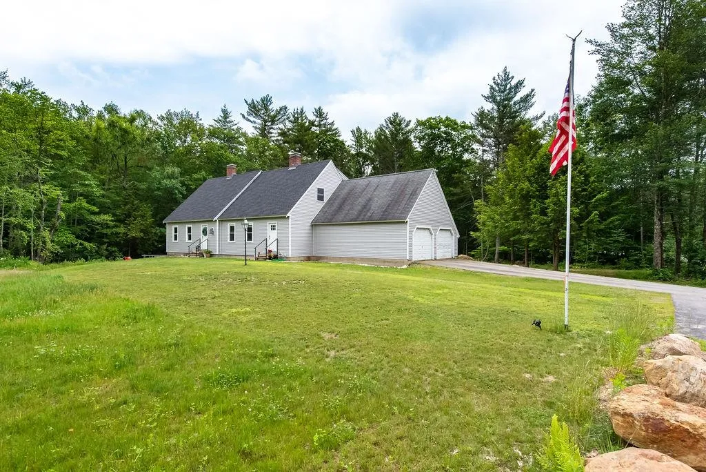 3 Highland Drive Chichester NH 03258