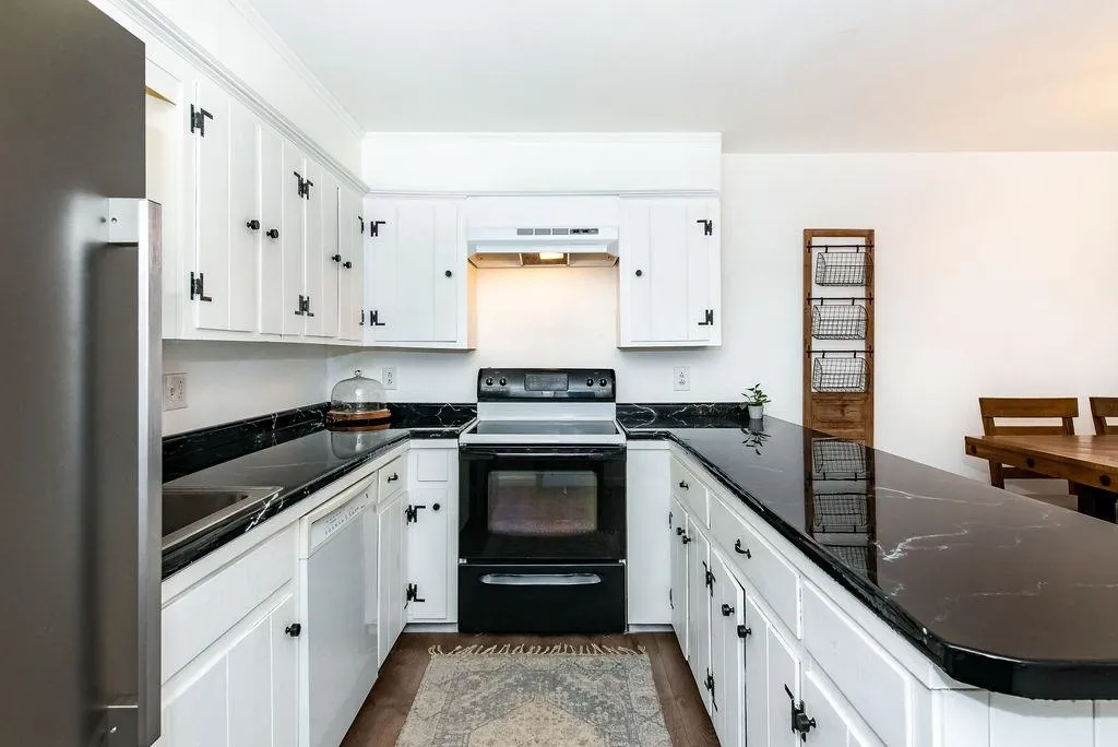 3 Highland Drive Chichester NH 03258
