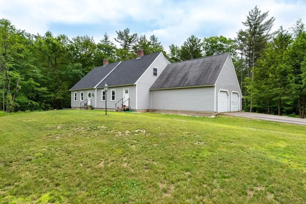 3 Highland Drive Chichester NH 03258