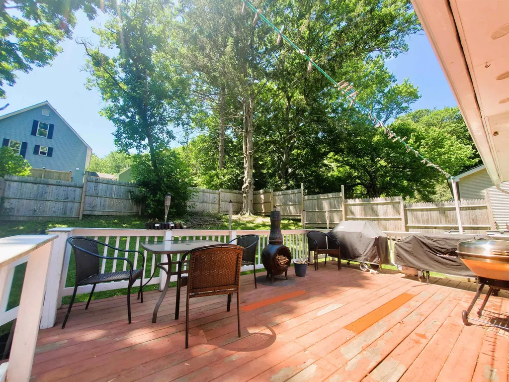 29 Bullard Street Hartford VT 05001