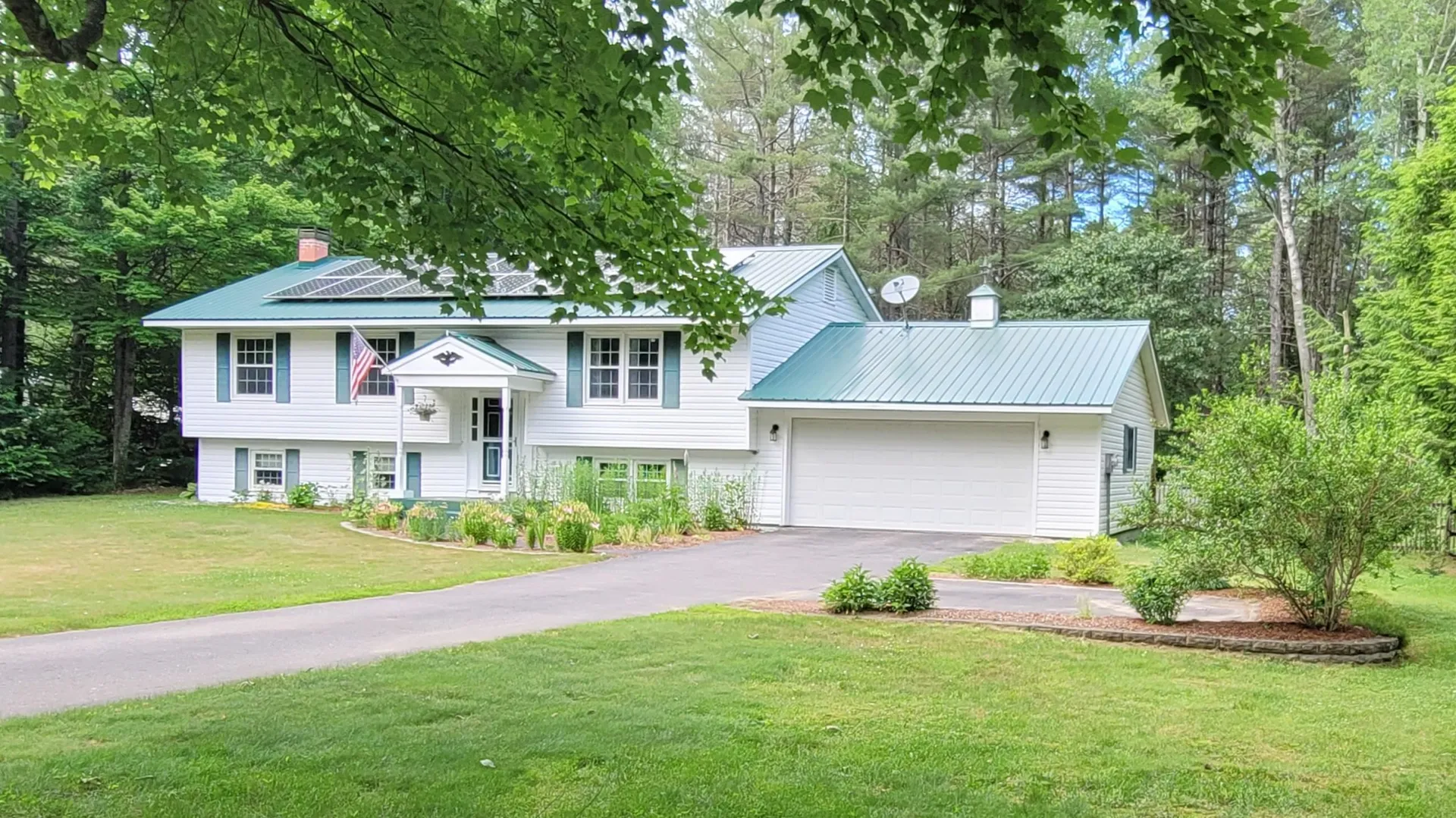 14 Evergreen Drive Bow NH 03304