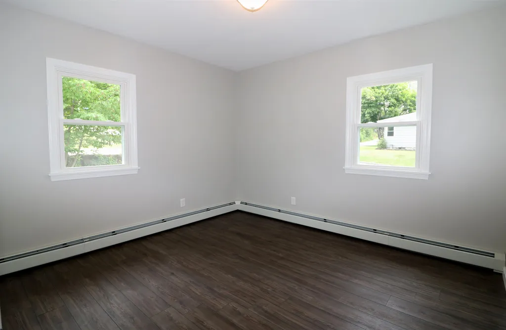 17 Noury Street Berlin NH 03570