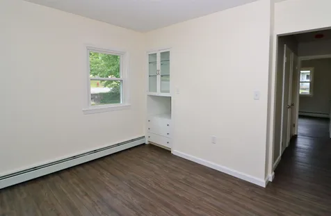 17 Noury Street Berlin NH 03570
