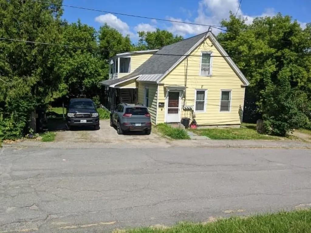 9 High Street Claremont NH 03743