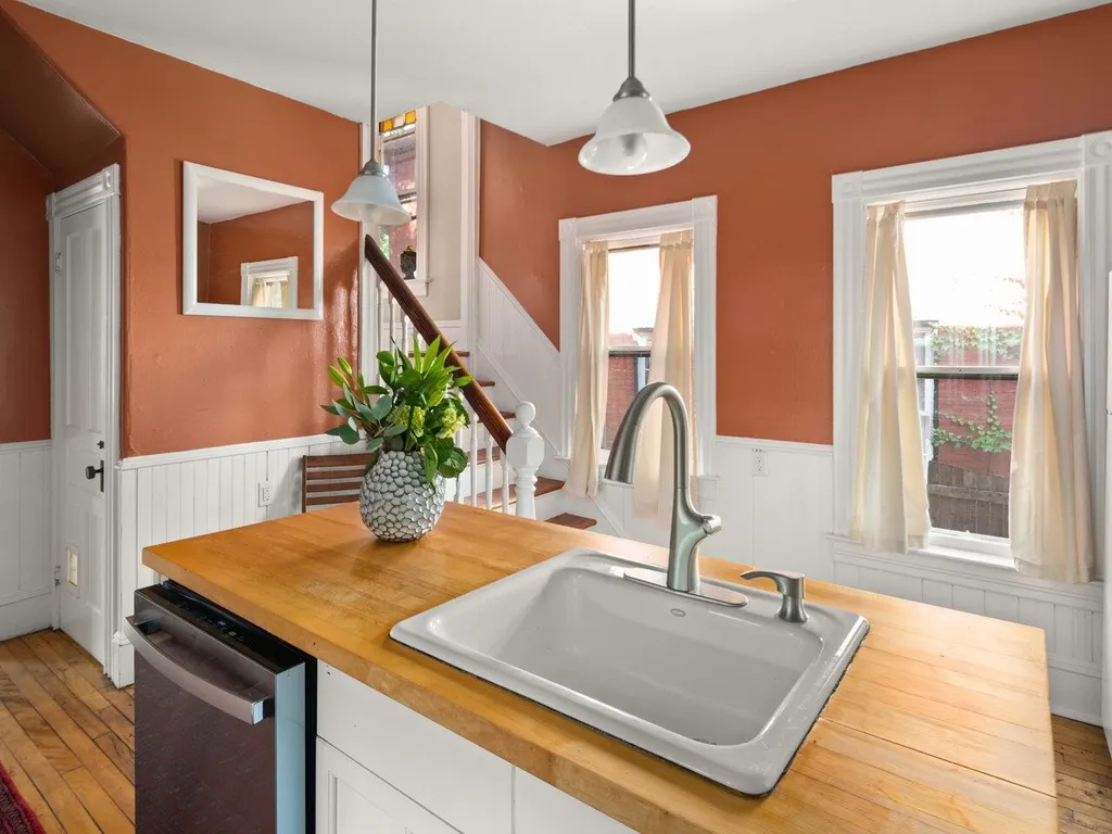 51 Monroe Street Burlington VT 05401