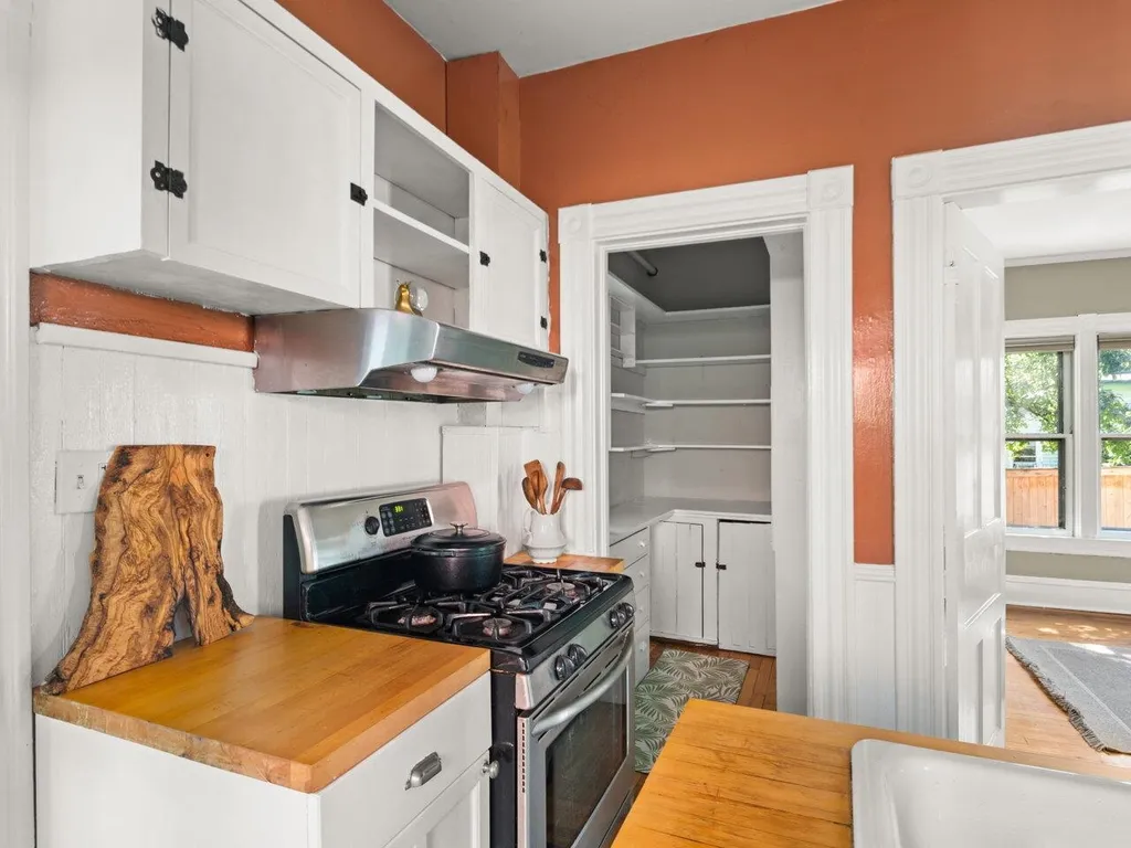 51 Monroe Street Burlington VT 05401