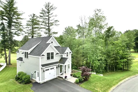 3 Honeycomb Way Newmarket NH 03857