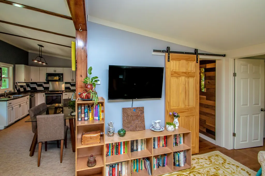 25 Crawford Hollow Conway NH 03860