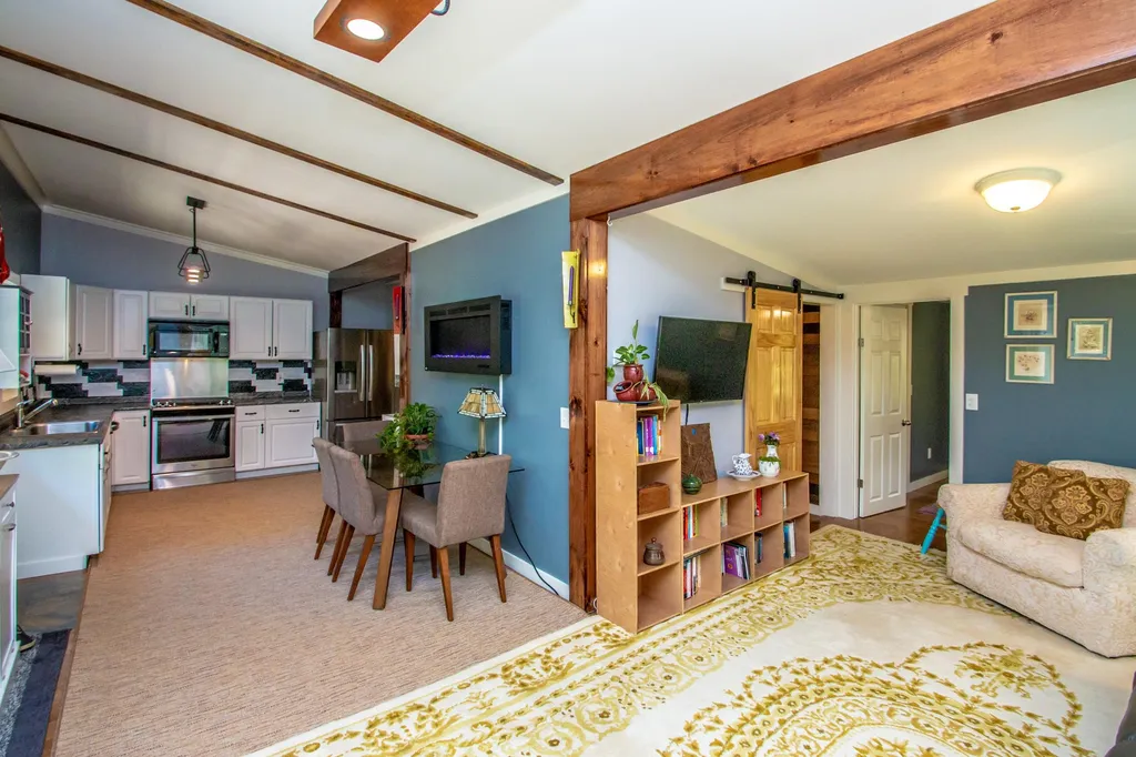 25 Crawford Hollow Conway NH 03860