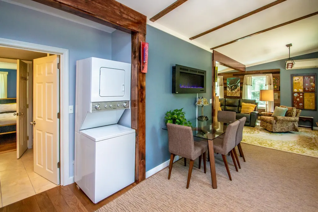 25 Crawford Hollow Conway NH 03860