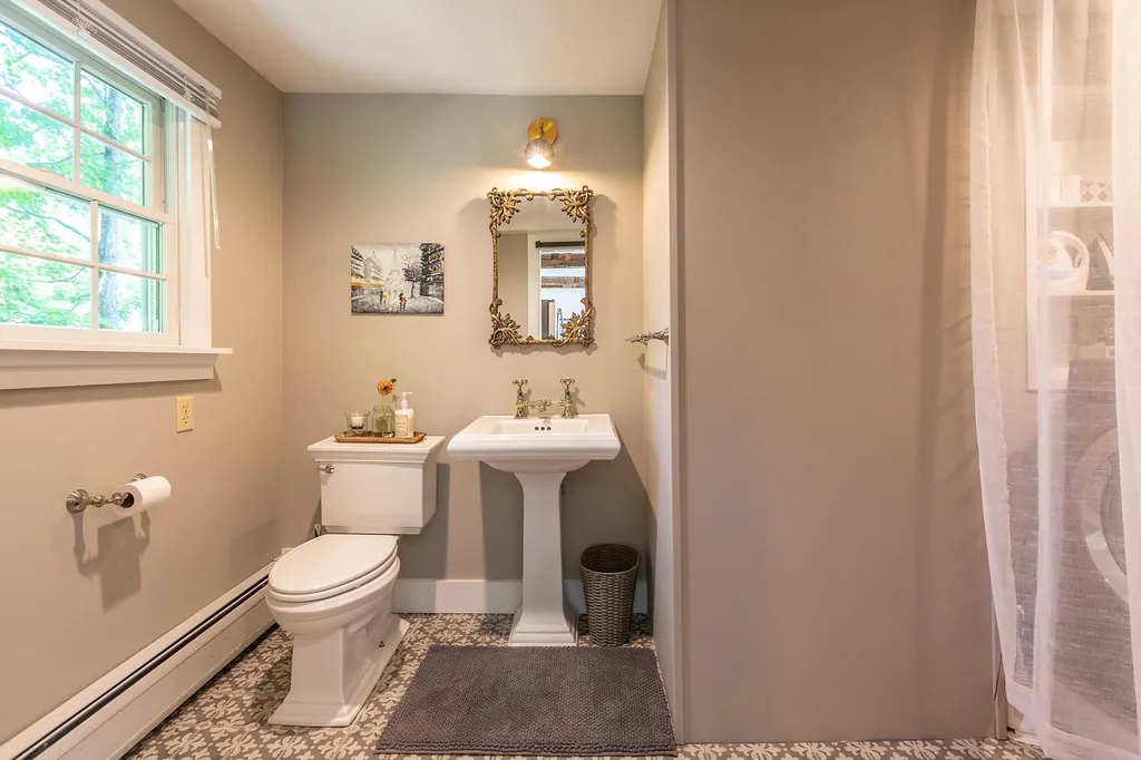 4946 South Street Woodstock VT 05071