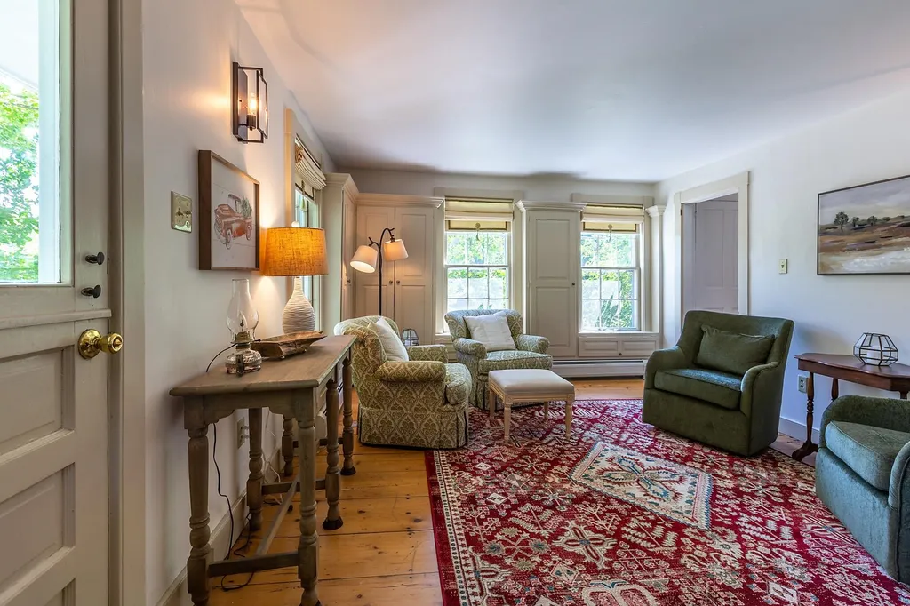4946 South Street Woodstock VT 05071