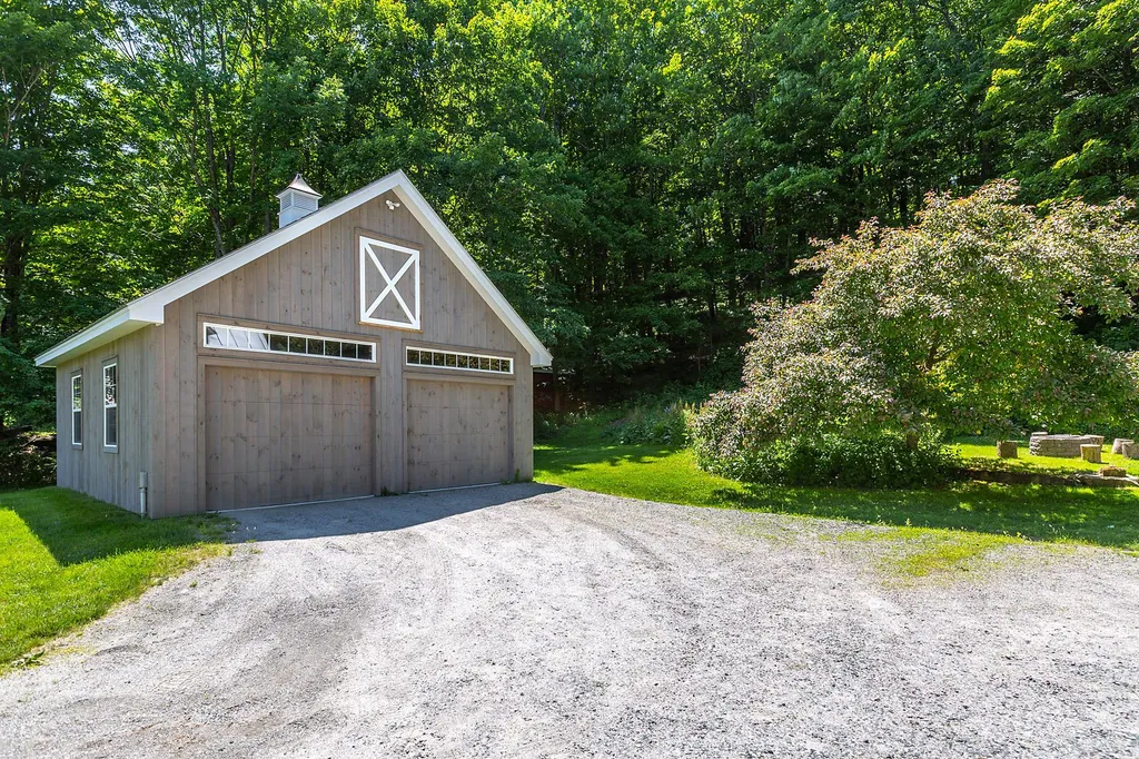 4946 South Street Woodstock VT 05071