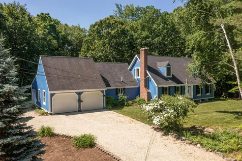 14 Nicholas Way Barrington NH 03825