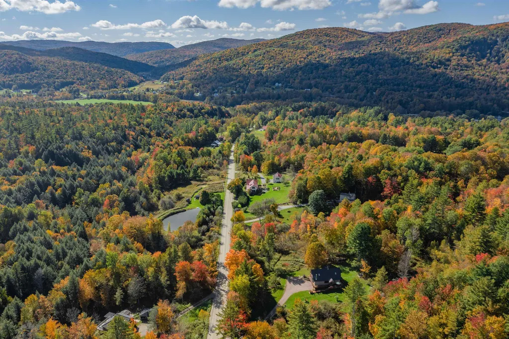 945 East Street Huntington VT 05462