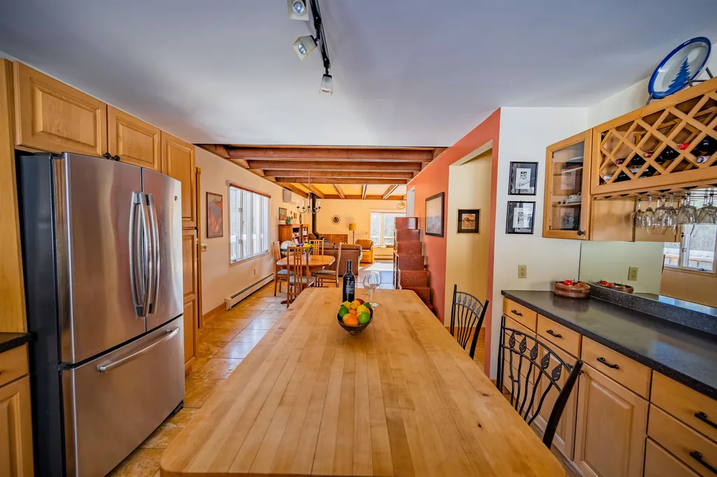 945 East Street Huntington VT 05462