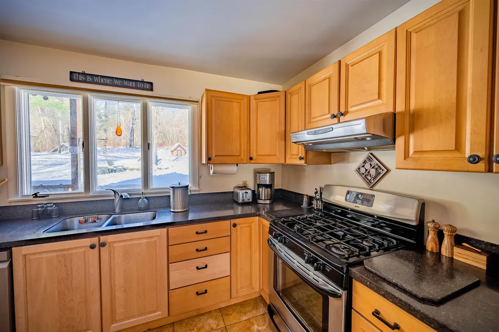 945 East Street Huntington VT 05462
