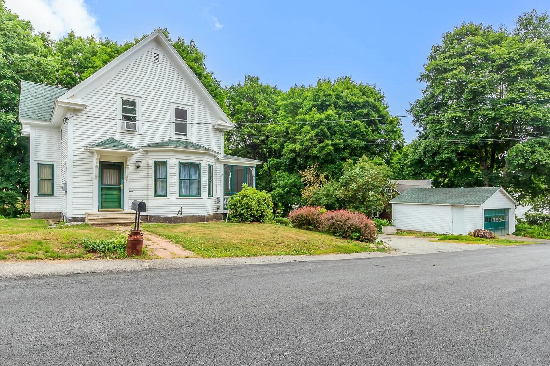 15 George Street Milford NH 03055