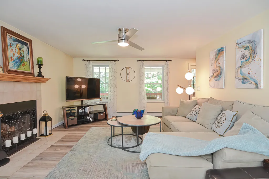 250 Middle Road Deerfield NH 03037