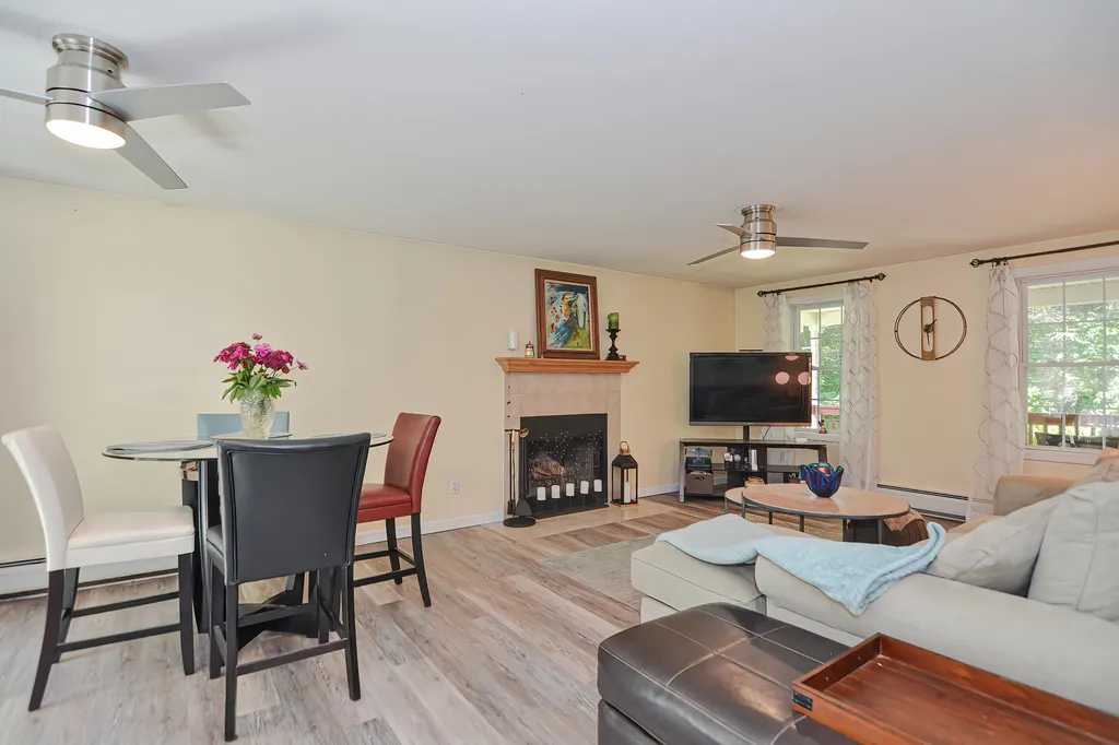 250 Middle Road Deerfield NH 03037