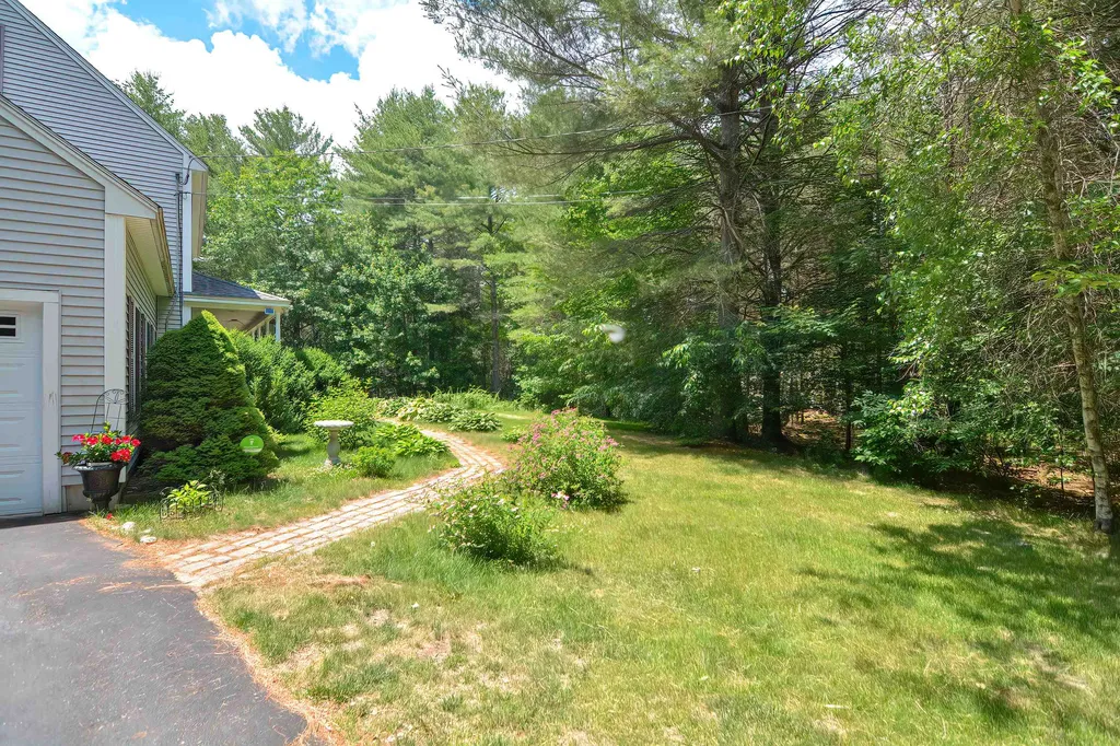 250 Middle Road Deerfield NH 03037