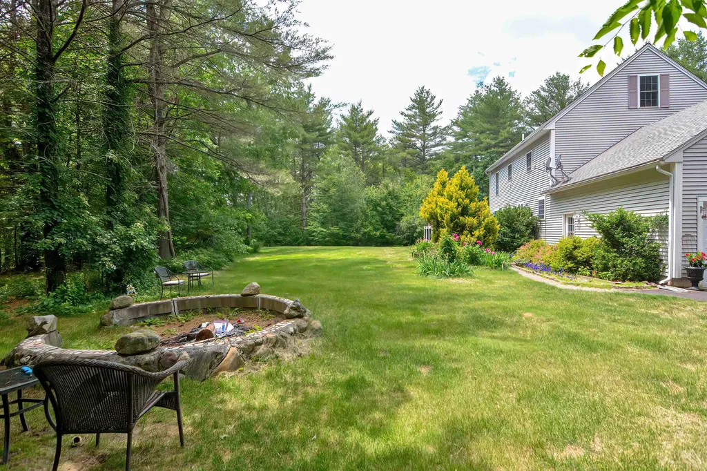 250 Middle Road Deerfield NH 03037