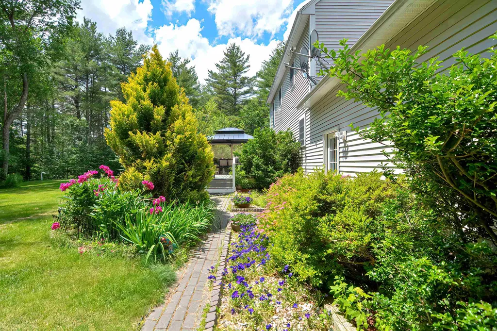 250 Middle Road Deerfield NH 03037
