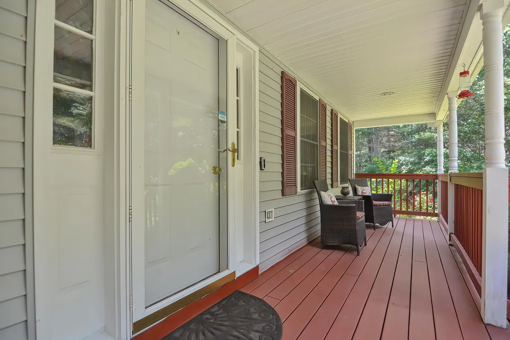 250 Middle Road Deerfield NH 03037